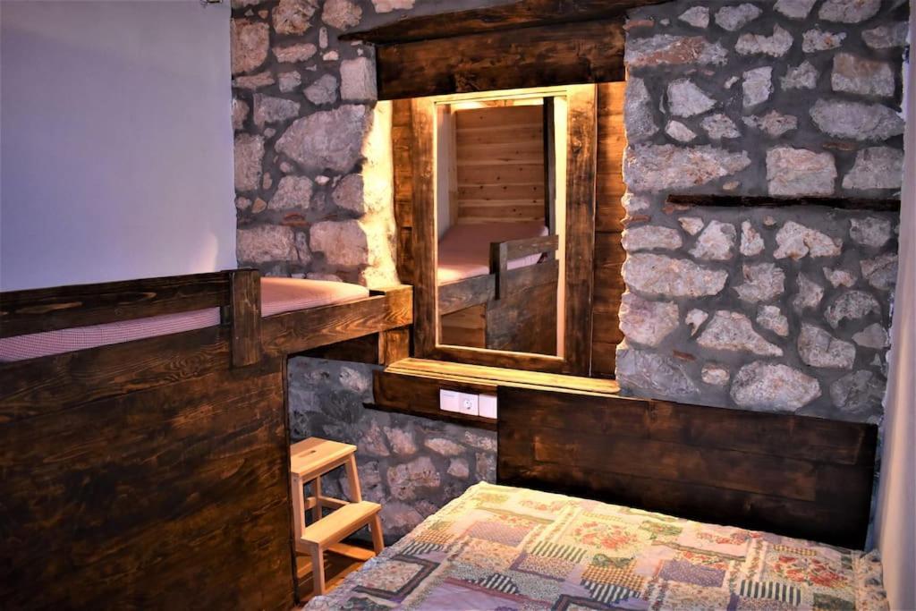 فيلا Μικρή Πέτρινη Μεζονέτα 2 Lílaia المظهر الخارجي الصورة